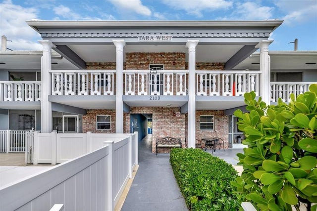 2109 Ne 68th St 203, Fort Lauderdale