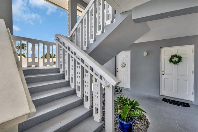 2 of 50 - 2109 Ne 68th St 203, Fort Lauderdale, FL