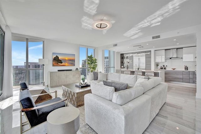 3 of 40 - 100 E Las Olas Blvd 4301, Fort Lauderdale, FL