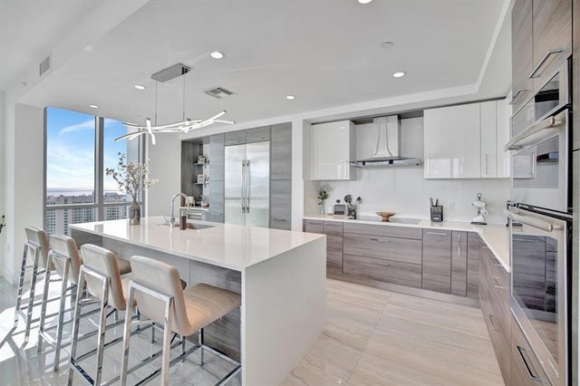 4 of 40 - 100 E Las Olas Blvd 4301, Fort Lauderdale, FL