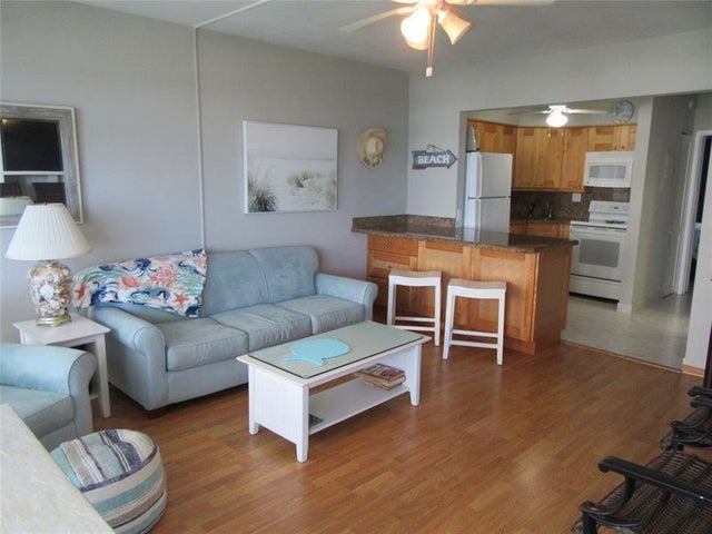 3 of 25 - 4050 N Ocean Dr 402, Lauderdale By The Sea, FL