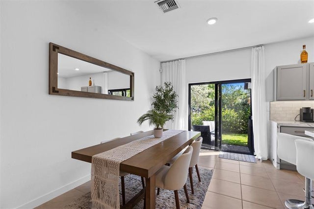 5 of 34 - 884 Nw 3rd Ter, Pompano Beach, FL