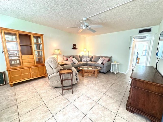 2 of 61 - 289 Markham N 289, Deerfield Beach, FL