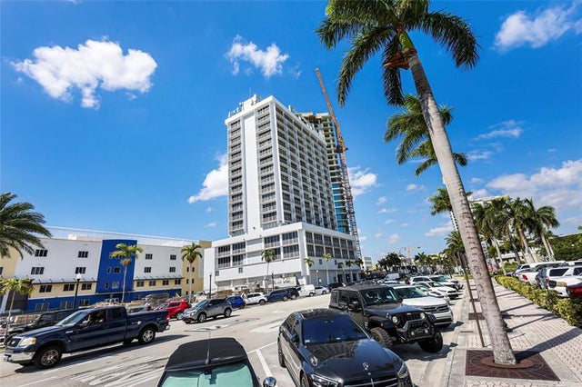 1 of 26 - 1720 Harrison St 10a, Hollywood, FL