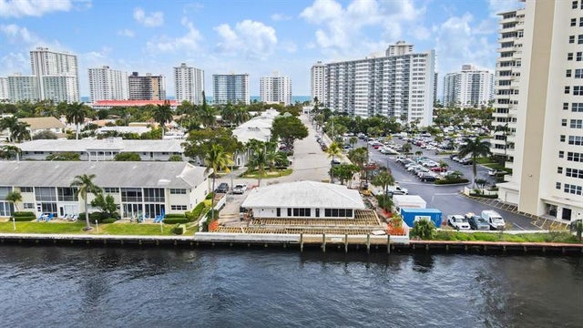 3 of 28 - 3300 Ne 36th St 201, Fort Lauderdale, FL