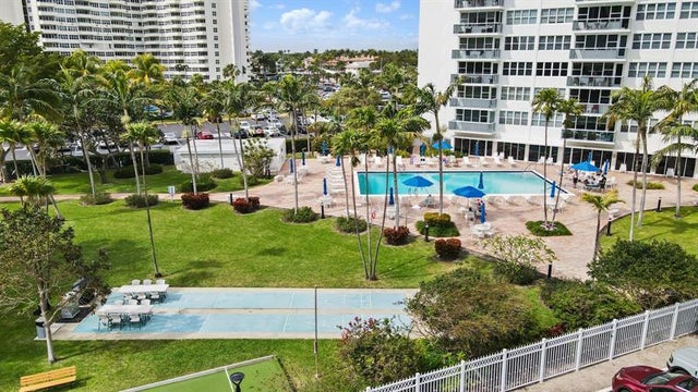 4 of 28 - 3300 Ne 36th St 201, Fort Lauderdale, FL