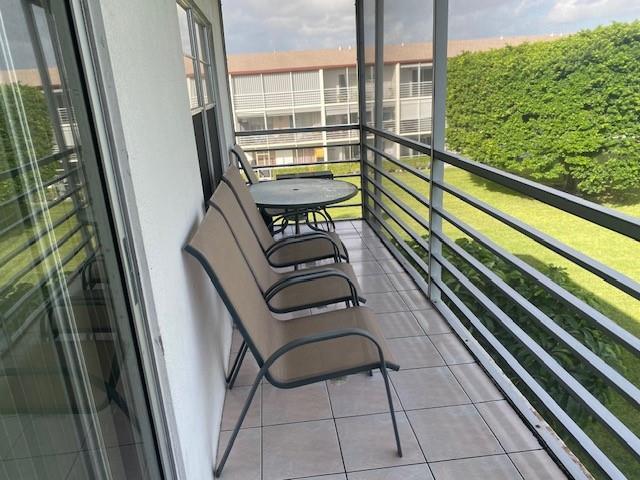 2 of 9 - 117 Brighton C 117, Boca Raton, FL