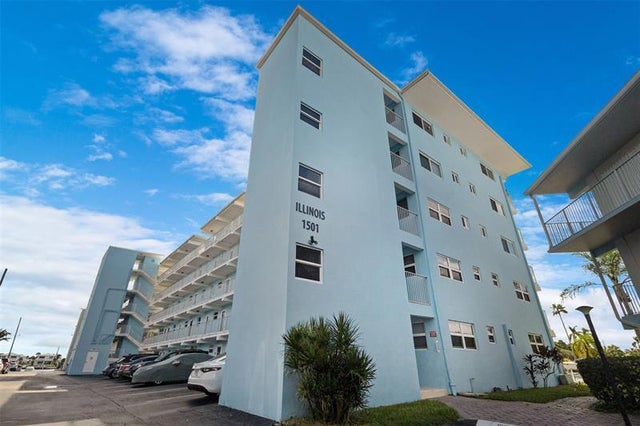 2 of 34 - 1501 Se 15th Ct 303, Deerfield Beach, FL
