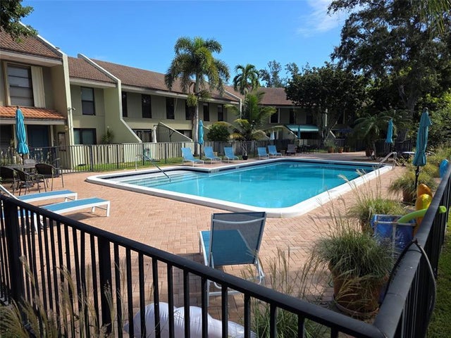 4 of 34 - 2851 Ne 60th St 2851, Fort Lauderdale, FL