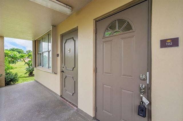 2 of 27 - 9061 Sunrise Lakes Blvd 102, Sunrise, FL