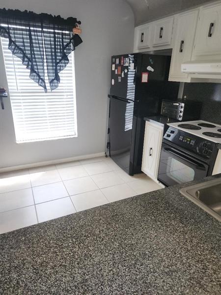 3 of 12 - 645 Marlboro Oval 645, Lake Worth, FL