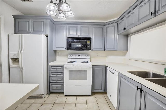 5 of 41 - 2050 Discovery Cir 0, Deerfield Beach, FL
