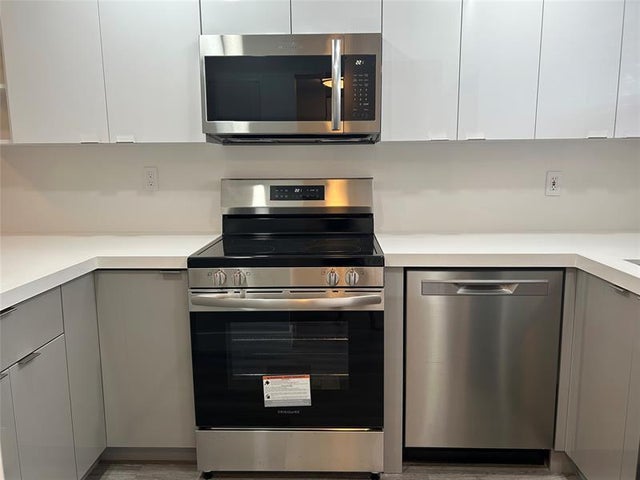 4 of 17 - 8080 N Sunrise Lakes Dr 209, Fort Lauderdale, FL