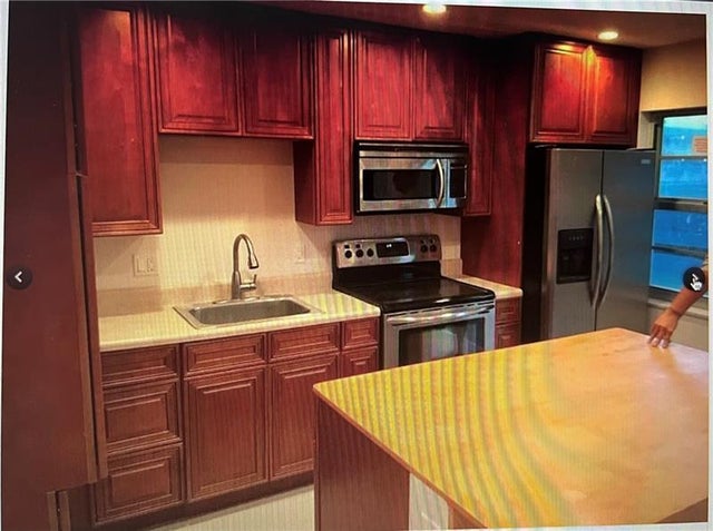 3 of 24 - 5150 Ne 6th Ave 104, Fort Lauderdale, FL