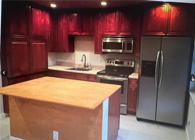 4 of 24 - 5150 Ne 6th Ave 104, Fort Lauderdale, FL