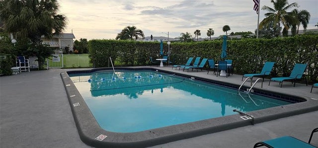 3 of 37 - 900 Atlantic Shores Blvd 111, Hallandale, FL