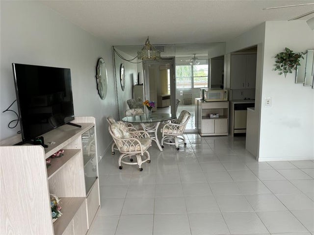 3 of 11 - 4053 Cornwall C 4053, Boca Raton, FL