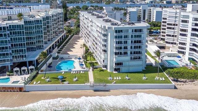 2 of 30 - 3570 S Ocean Blvd 311, South Palm Beach, FL