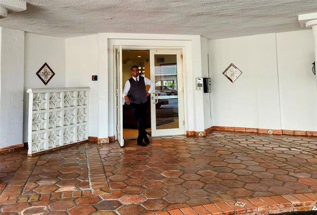 4 of 30 - 3570 S Ocean Blvd 311, South Palm Beach, FL