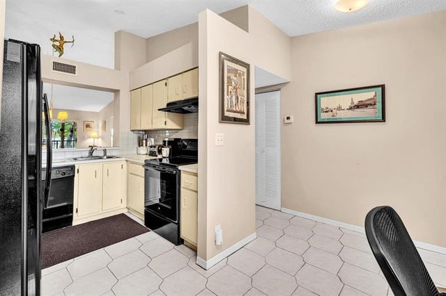 5 of 71 - 7235 S Devon Dr E209, Fort Lauderdale, FL