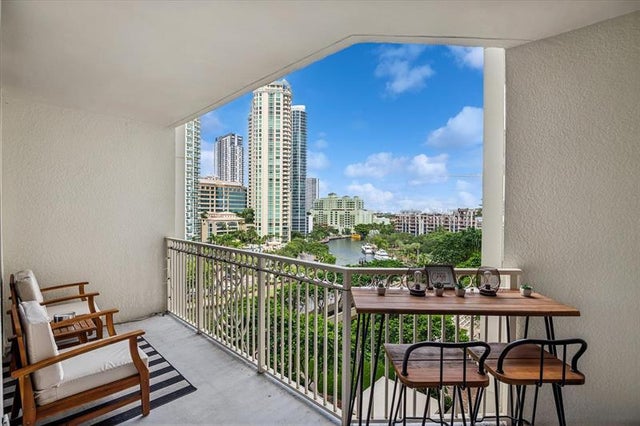 1 of 42 - 511 Se 5th Ave 919, Fort Lauderdale, FL