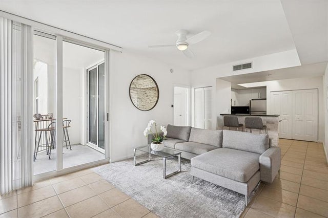 5 of 42 - 511 Se 5th Ave 919, Fort Lauderdale, FL