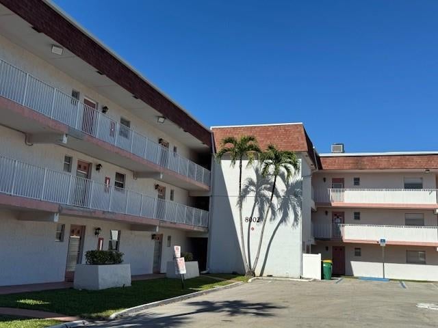 2 of 22 - 8002 Lagos De Campo Blvd B-306, Fort Lauderdale, FL