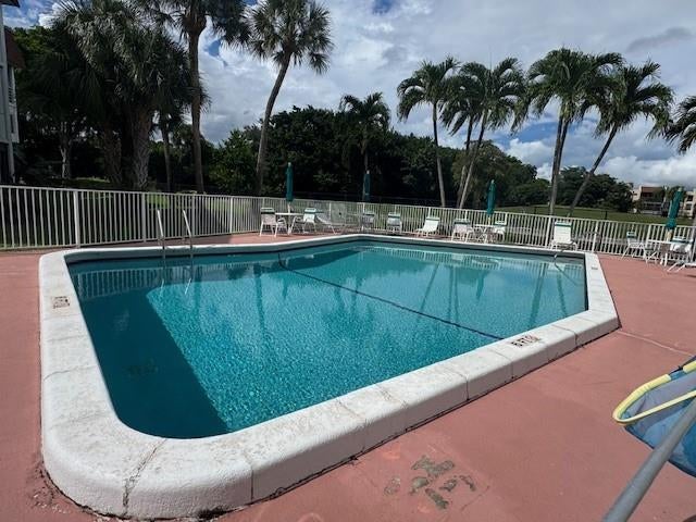 4 of 21 - 8002 Lagos De Campo Blvd B-306, Fort Lauderdale, FL