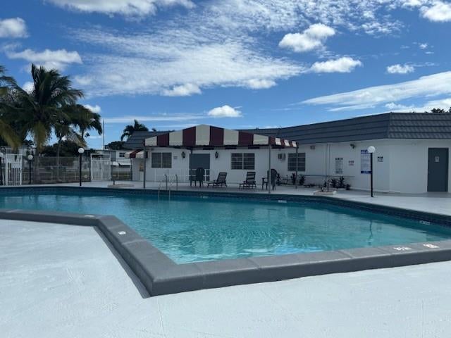 5 of 10 - 115 Ne 202 Terrace M-21, Miami, FL