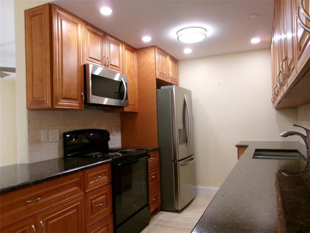 2 of 12 - 2401 Antigua Cir J1, Coconut Creek, FL