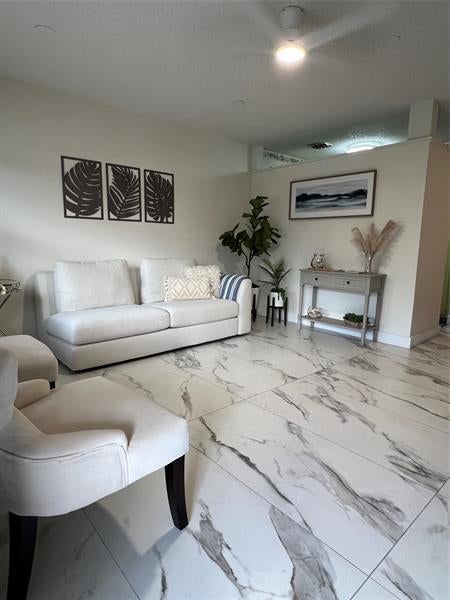 1 of 16 - 900 Sw 10th Ter S20, Hallandale, FL