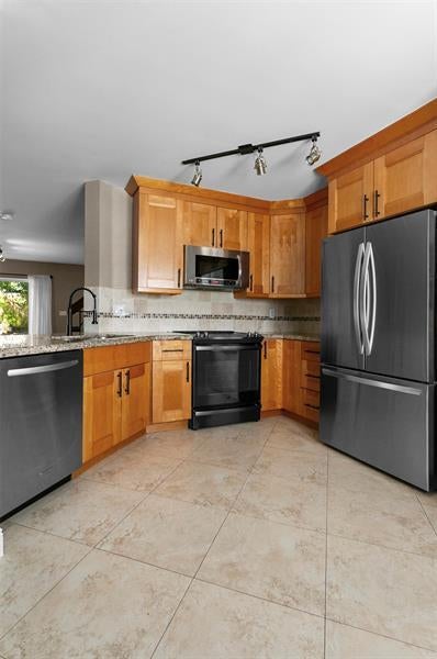 3 of 22 - 1431 Sw 48th Ter 1431, Deerfield Beach, FL