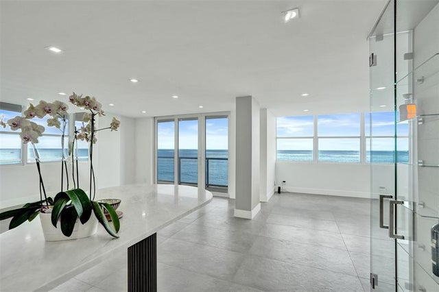 3 of 74 - 209 N Fort Lauderdale Beach Blvd 6b, Fort Lauderdale, FL