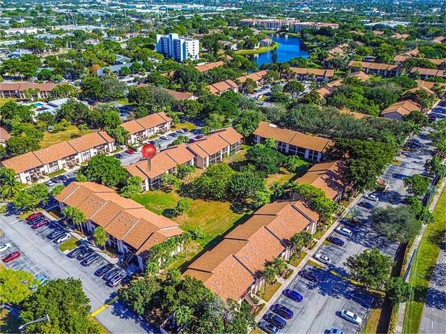 2 of 30 - 2339 Sw 15th St 28, Deerfield Beach, FL