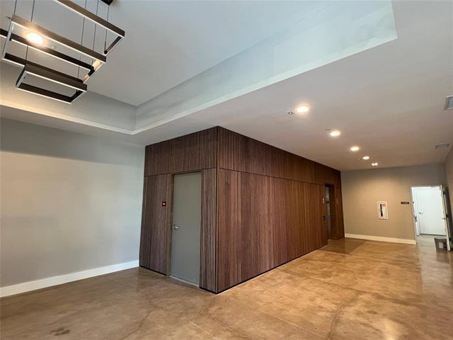 2 of 12 - 1938 Jackson St 305, Hollywood, FL