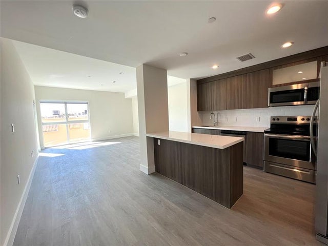 3 of 12 - 1938 Jackson St 305, Hollywood, FL