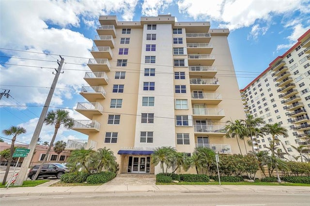 3 of 55 - 1401 S Ocean Dr 204, Hollywood, FL