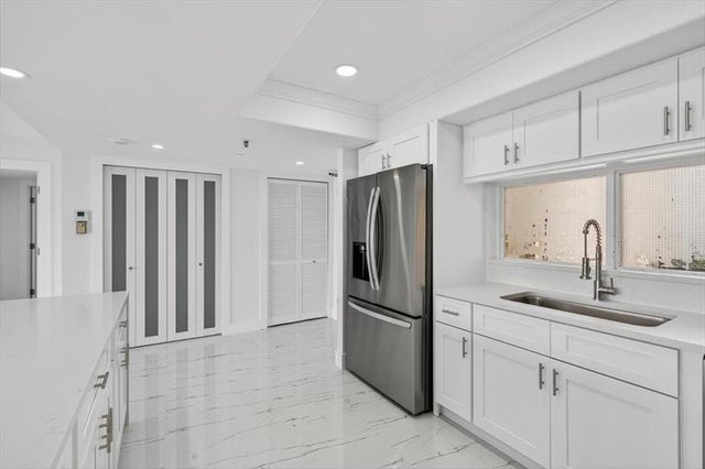 5 of 33 - 2480 Presidential Way 902, West Palm Beach, FL