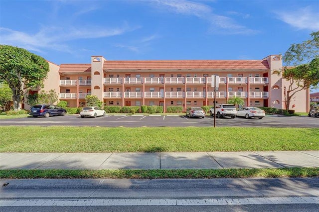 2 of 59 - 9421 Sunrise Lakes Blvd 206, Sunrise, FL