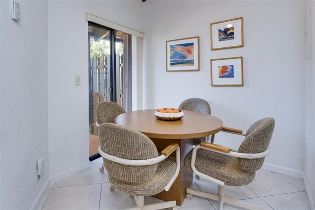 4 of 56 - 450 Briarwood Cir 2, Hollywood, FL