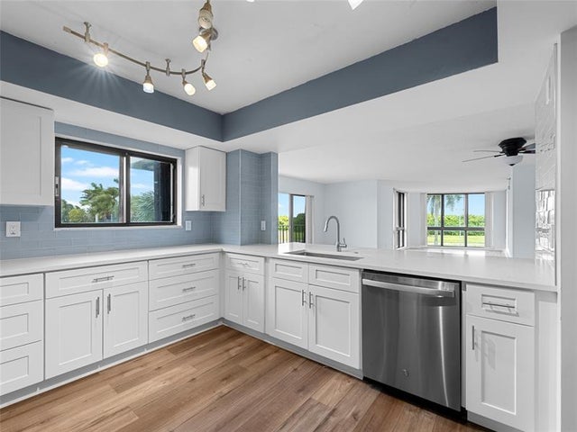 4 of 28 - 801 S Ocean Dr 205, Fort Pierce, FL