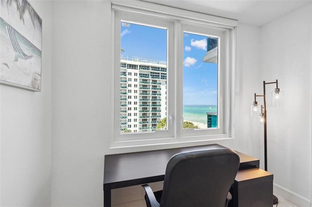 4 of 15 - 2301 Collins Ave 1015, Miami Beach, FL