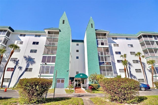 2 of 31 - 4751 Nw 21st St 209, Lauderhill, FL