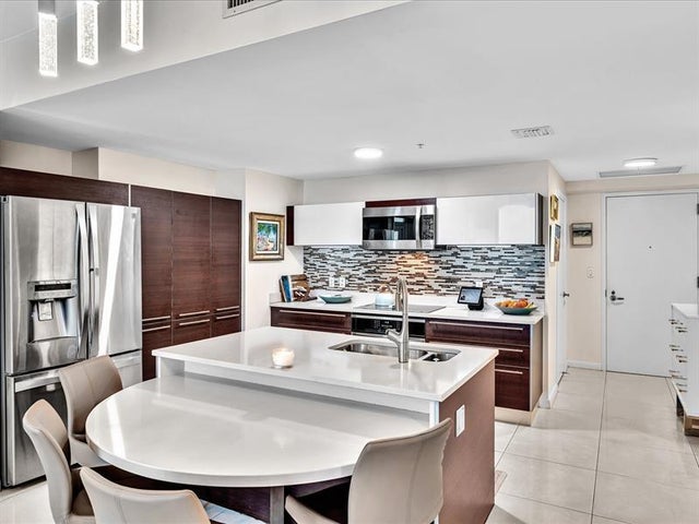 5 of 70 - 1900 N Bayshore Dr 1504, Miami, FL