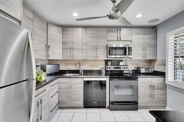 5 of 52 - 7951 Eastlake Dr D, Boca Raton, FL