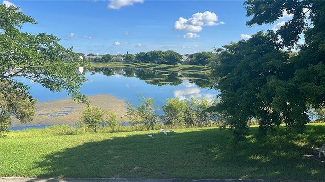 5 of 47 - 3421 Nw 44th St 205, Lauderdale Lakes, FL