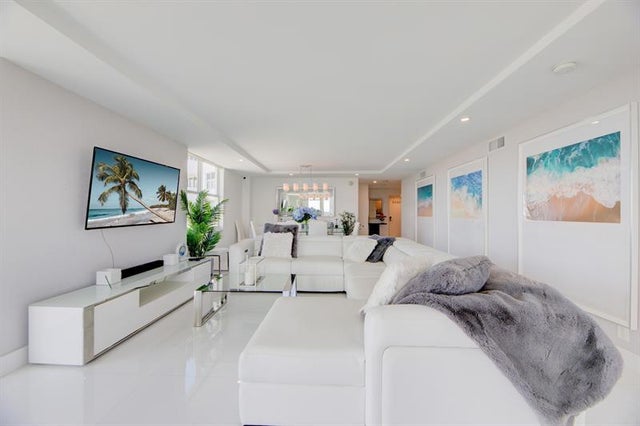 5 of 61 - 1 Las Olas Circle 1102, Fort Lauderdale, FL