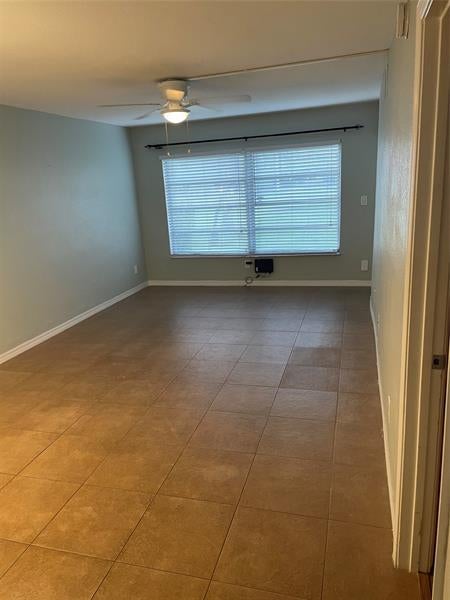 4 of 9 - 7837 Golf Circle Dr 106, Margate, FL
