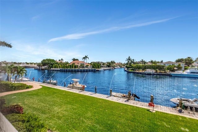1 of 45 - 390 N Federal Hwy 202, Deerfield Beach, FL
