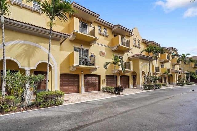 3 of 51 - 2512 Sw 14th Ave 503, Fort Lauderdale, FL